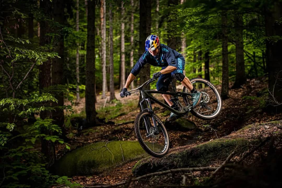 Gdzie można jeździć enduro w Polsce? Najlepsze trasy i miejsca