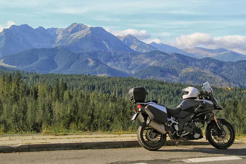Najlepsze trasy motocyklowe w Podkarpackiem - odkryj ukryte skarby